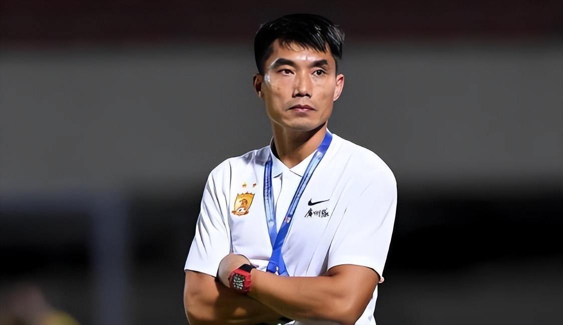 中国足彩网赛事中心-喜讯！郑智如果想为青岛西海岸引进归化，这两位热门人选值得考虑